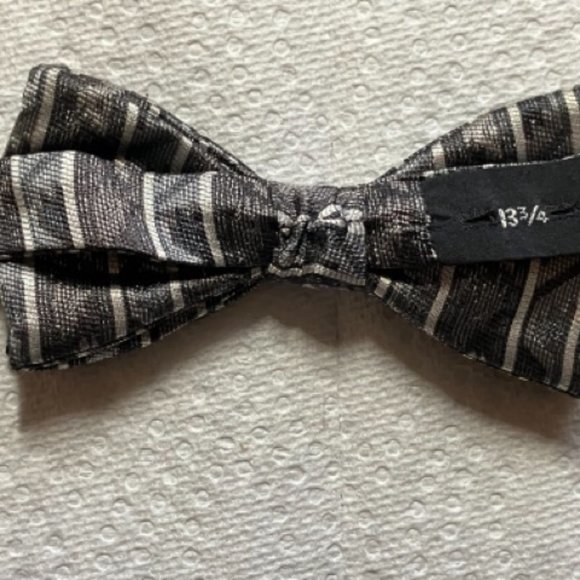 Vintage 100% Silk Bowtie and Cummberbund - Picture 11 of 12